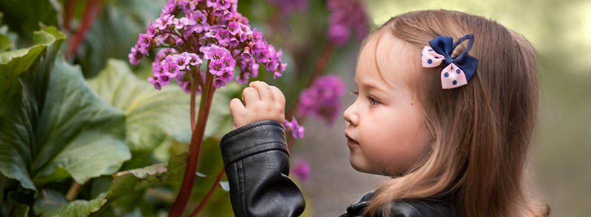Kids photo session outdoor in Helsinki, Vantaa, Espoo.