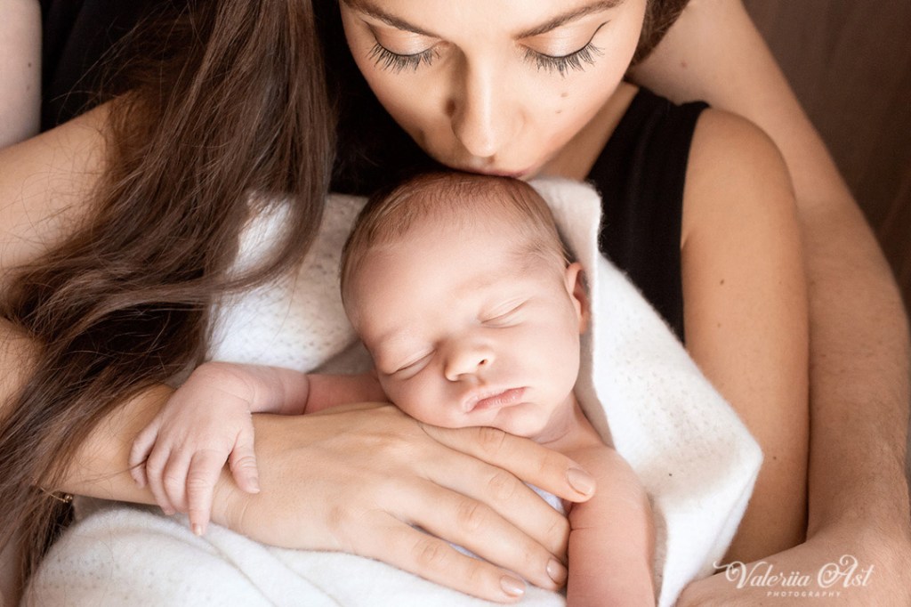 Lifestyle vauvakuvaus ja perhekuvaus Helsingissä, Vantaalla, Espoossa, Uudellamaalla.